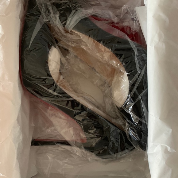 NEW Christian Louboutin Decoltish Black 38 - Picture 6 of 7
